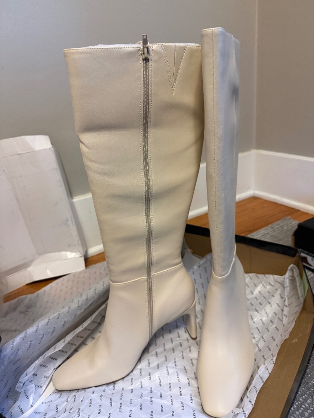 Alfani Tristanne Ivory Knee High Boots Size 10M Block Heel Cream